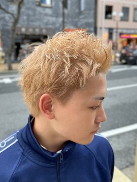 ワールドシップモトマチ(WORLD SHIP MOTOMACHI) 金髪スパイキーショート　スパイキーショート