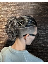 スウェル 七隈四ツ角店(SWELL) マガジンパーマ×メッシュカラー　ポニテ仕上げ
