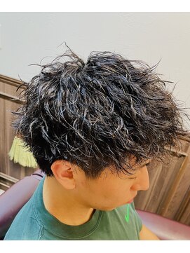 ミリオンバックス 上野(Million Bucks) 韓国マッシュ/ダークアッシュ/ニュアンスパーマ/スペインカール