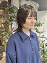 ヘアーアンドメイク ビス(HAIR&MAKE bis)&nbsp;ウルフカット☆ももこ