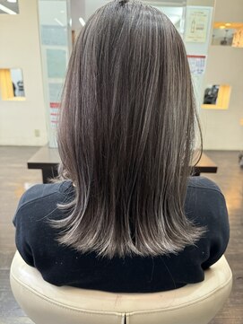 シャルトルーズ(Chart Reuse) ホワイトメッシュ×ツヤカラー