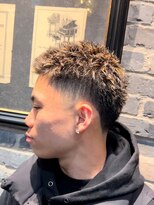 ミリオンバックス 神田店(Million Bucks)&nbsp;スパイキーショート/スペインカール<理容室>[メンズ/床屋/神田]