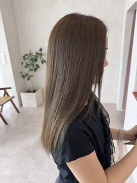 イルプロム 御厨店(illuprom.) オリーブベージュ