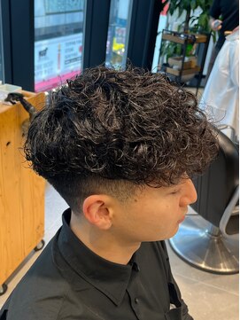 グルーマーズトウキョウ 渋谷店(GROOMER/S TOKYO) スペインカール