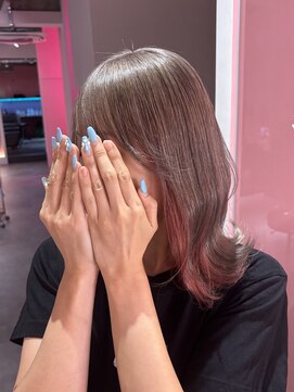 ダズリングディア(Dazzling Deer) ミルクティーグレージュ/インナーカラー/ピンク/ミディアム