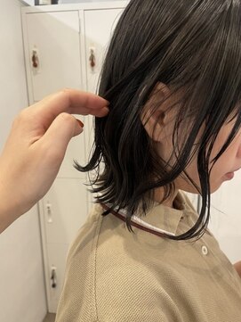 エイチ 梅田(H) レイヤーカットバレイヤージュハイライトセミロングショート