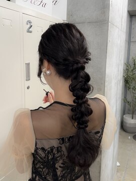 ウリ 横浜(uli) 【arin指名限定】編み下ろしヘア