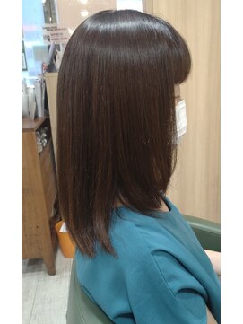 艶髪セミロング