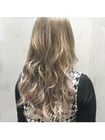 アンド バイ ヘアサロン(AND by hair salon) ホワイトベージュカラー