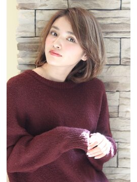 レウナ 外苑前(Reuna) 【30代・40代・50代】大人女性の毛先ワンカールミディ