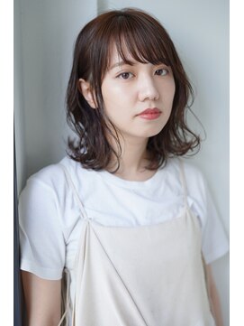 モク 神戸元町店(MOK) 外ハネふんわりミディ　似合わせカット×デザインカラー