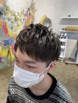 ザデイ カットアンドカルチャーショップ(THE DAY CUT&CULTURE SHOP) ポイントパーマ