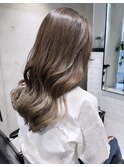 【ARTE表参道/青山】小顔レイヤー×シアベージュ×艶カラー
