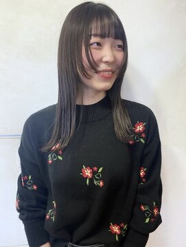 ランプ ヘアー(lamp hair) 顔まわりカット