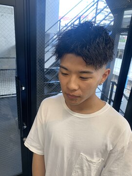 スレイ 西宮(SLAY) 波巻きハイライトアップバングツーブロックマッシュ