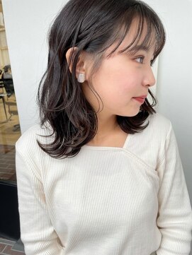 ヴィヴカウンター(VIVE counter) くびれ外はねボブ