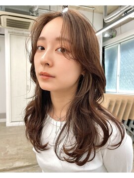 シビバイレボ(CIBI by revo) セミディ/ナチュラルレイヤーカット/フェイスレイヤー[船橋]