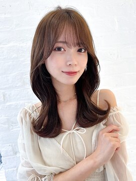 アフロート ルヴア(AFLOAT RUVUA) るなstyle くびれレイヤーカット/薄めバング/艶ベージュ/新宿