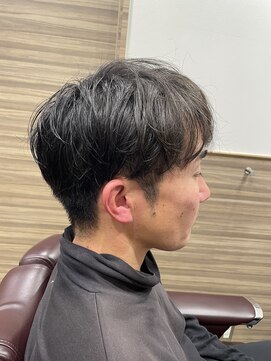 銀座マツナガ 神田店 メンズ黒髪カットパーママッシュスタイル
