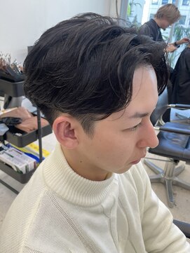 グッドタイムエフティフィフス 横浜西口(GoodTimes ft.fifth) センターパートニュアンスパーマフェザーパーマカルマパーマ30代