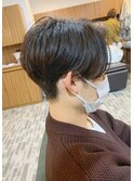 センターパート&刈り上げメンズ