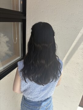 ヌックヘアー(nook hair) 髪質改善　黒髪レイヤーカットロング　美髪　ウェーブアレンジ