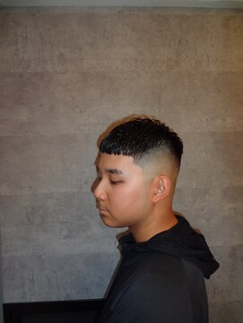 グロウヘアワークス トウキョウ(grow hair works tokyo) 濡れパンクロップスタイル