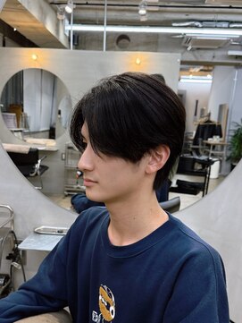 リラクオーレメンズ(LIRA CUORE men's) メンズカット/縮毛矯正/韓国マッシュ/センターパート