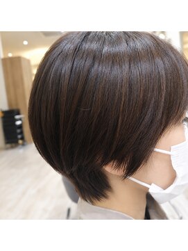 ルシードスタイル クリザンテーム 大人女性に人気の上品なショートボブ