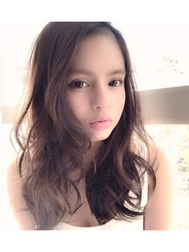 ルアーナ(LUANA) ナチュセミディの愛されルーズパーマ