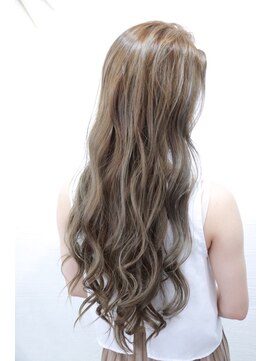 グロウウルマ(GLOW uruma) ハイライトカラー