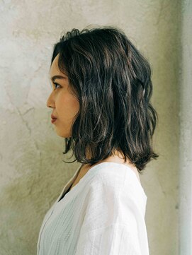 アラワラブルー(arrawarra blue) 無造作ミディアムウェーブ/20代/30代/40代/50代/倉敷/白楽町