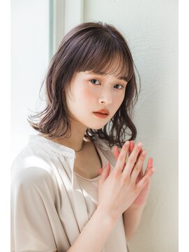 ミットバイツリー 新宿南口(mit by tree) ピンクベージュウェーブミディ