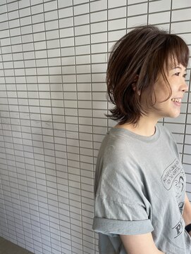 ヘアアンドスペース ベロン(hair&space velon) ウルフミディ