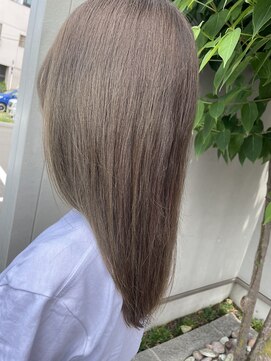 サロンドボウイ(Salon de Bowi) オリーブベージュカラー