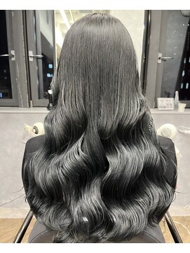 エル ヘアサロン なんば店(eL) eL☆MIKU ブルーブラック 黒髪 ヨシンモリ