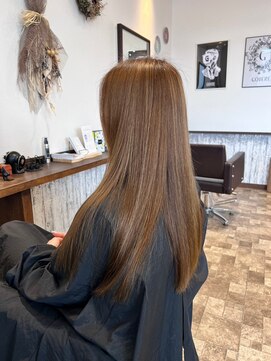 ゴデーレ(GODERE) 大人可愛いナチュラルストレートベージュツヤ髪髪質改善