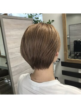 ラヴィリス バイ レム(Raviliss by rem) ハンサムショート