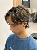 ハイライトセンターパートメッシュダブルカラーツーブロック