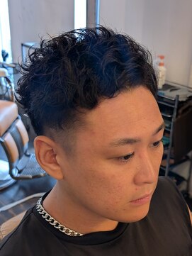 ボイスバーバー 高野店(VOICE BARBER) ツーブロックスパイキーショート