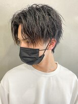 センターパート波巻きパーマスパイラルパーマツイストスパイラル