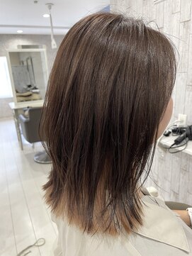 セレンディピティ(SERENDIPITY) レイヤーボブ/切りっぱなしボブ/インナーカラー/ベージュ/野幌