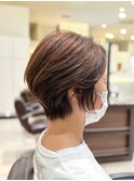 収まりショートスタイル×明るめナチュラルブラウン