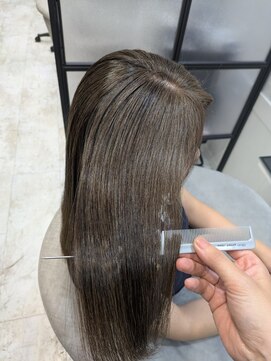 イーズ バイ インス(Yeeee.s by INCE) 白髪ぼかし/脱白髪染め/脱白髪染めハイライト/透明感