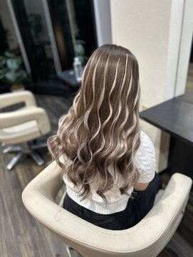 ココエクステンション 香林坊店(coco extension) 細めハイライトエクステ