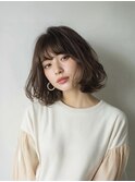 小顔に見せる王道ボブスタイル