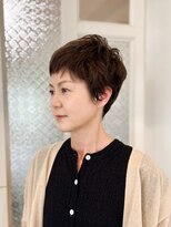 エレガンスモア(elegance MORE)&nbsp;【白髪を活かす】上品な毛流れと透明感のマチュアショート