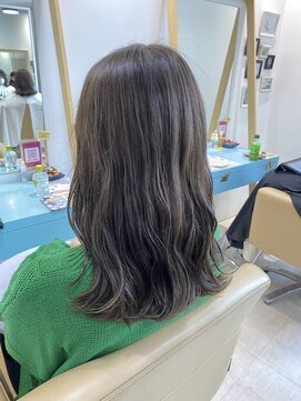 リベラ(LIBERA) 【荒木たける】透明感◎ブラウンカラー