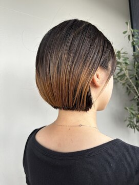 ヒトヘアースマイル 各務原(hito hair×smile) グラデーション×ミニボブ
