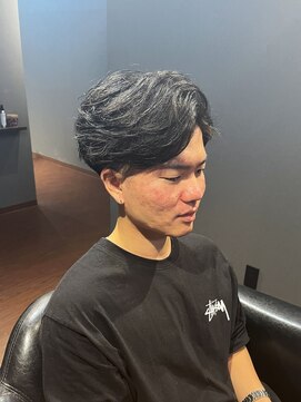 ビーダンディー(Bee dandy) ビジネスツーブロック前下がりミディアムショート七三パート